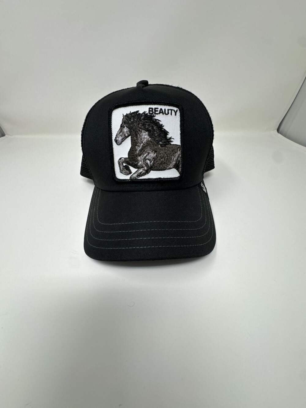 Goorin Bros. The Farm Stallion 'Beauty' Black Trucker Hat